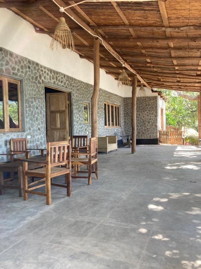 Soul Rebel Lodge & Backpackers Nkhata Bay Экстерьер фото