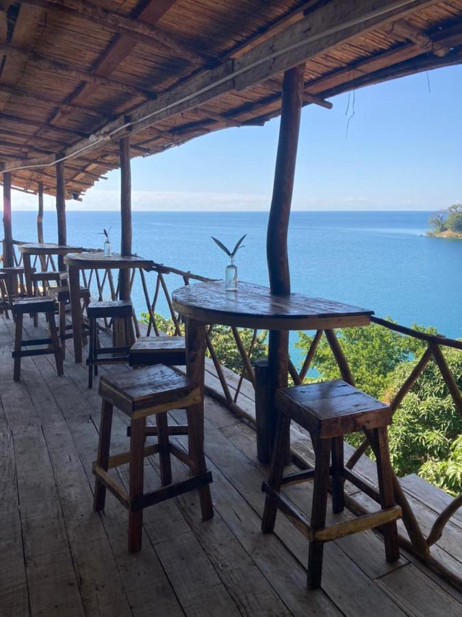 Soul Rebel Lodge & Backpackers Nkhata Bay Экстерьер фото
