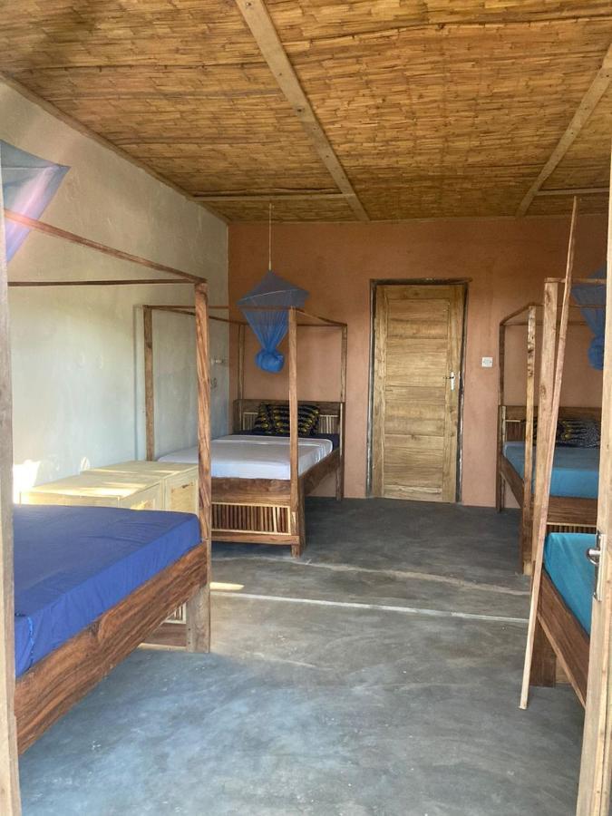 Soul Rebel Lodge & Backpackers Nkhata Bay Экстерьер фото