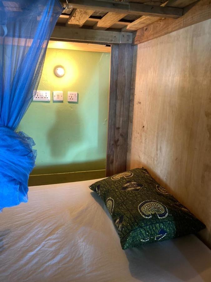 Soul Rebel Lodge & Backpackers Nkhata Bay Экстерьер фото