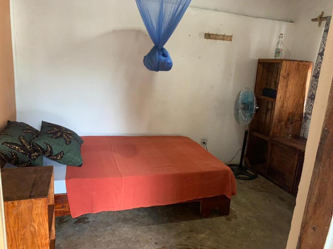 Soul Rebel Lodge & Backpackers Nkhata Bay Экстерьер фото