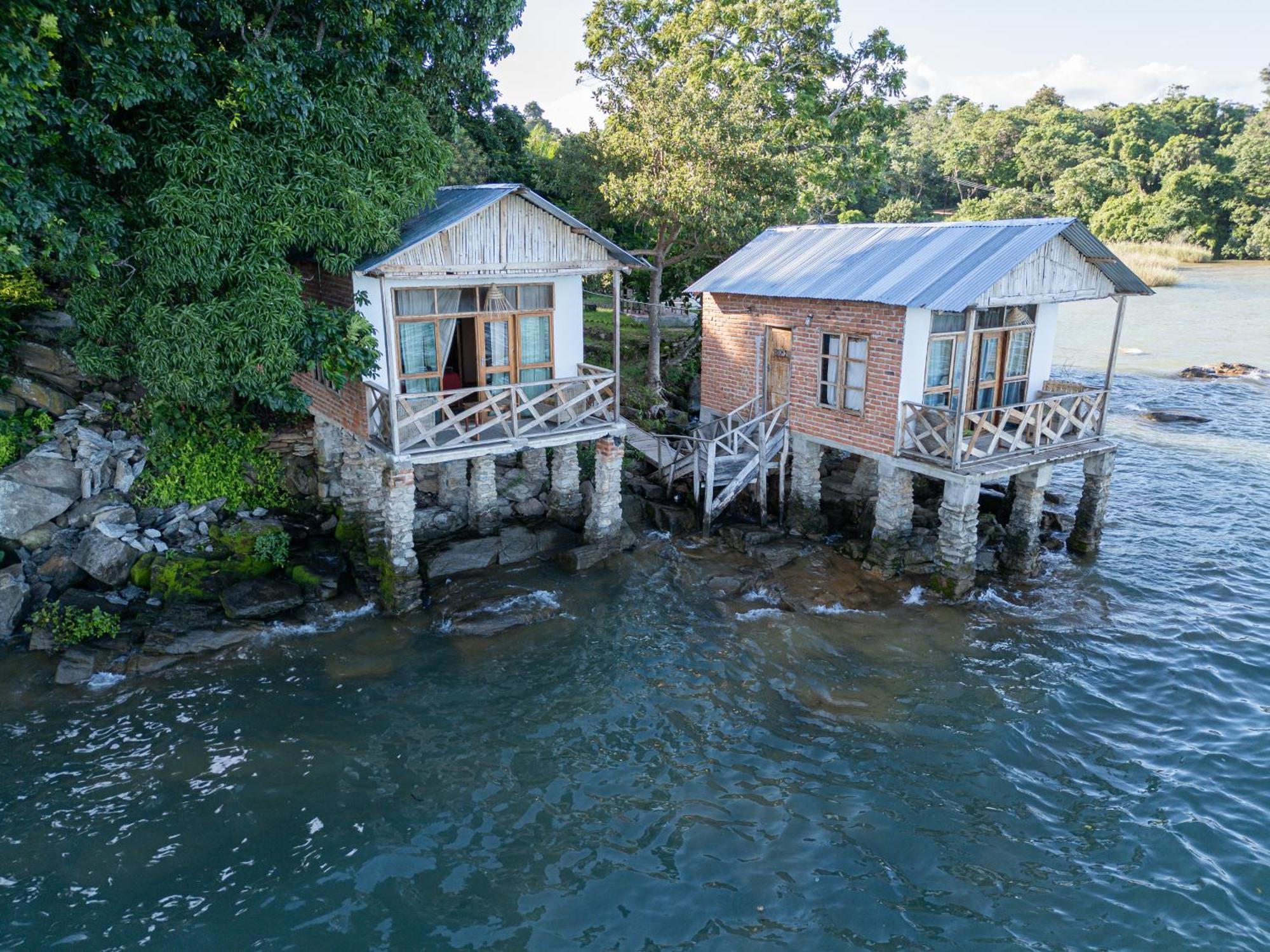 Soul Rebel Lodge & Backpackers Nkhata Bay Экстерьер фото